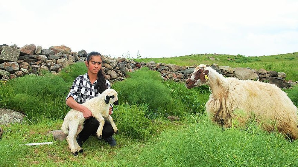 Mezrada Yaşayan TEOG Birincisi Ezgi'nin Gurur Veren Öyküsü