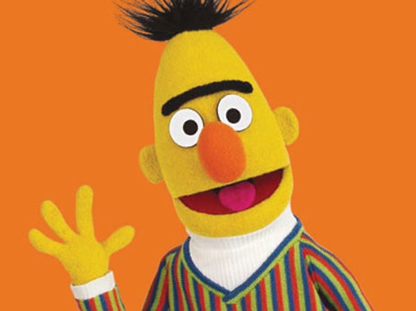 7. А эта симпатичная монобровь! Неважно как часто ты ее выщипываешь, она никогда тебя не покинет