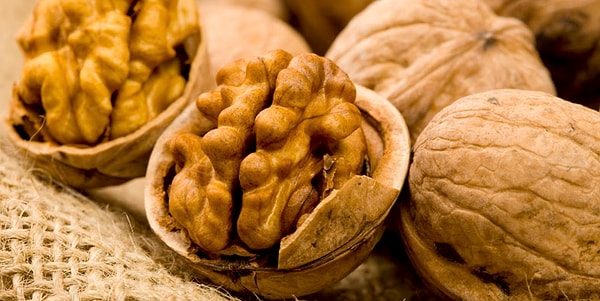 2. Грецкие орехи