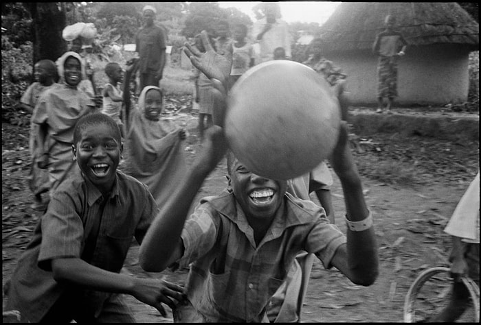 Magnum Photos'un 'Planete Football' Sergisi 9 Eylül'e Kadar Fransız Kültür Merkezi'nde