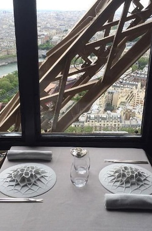 Le Jules Verne | Paris, Fransa.