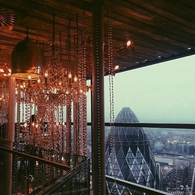 10. Duck & Waffle | Londra, Birleşik Krallık.