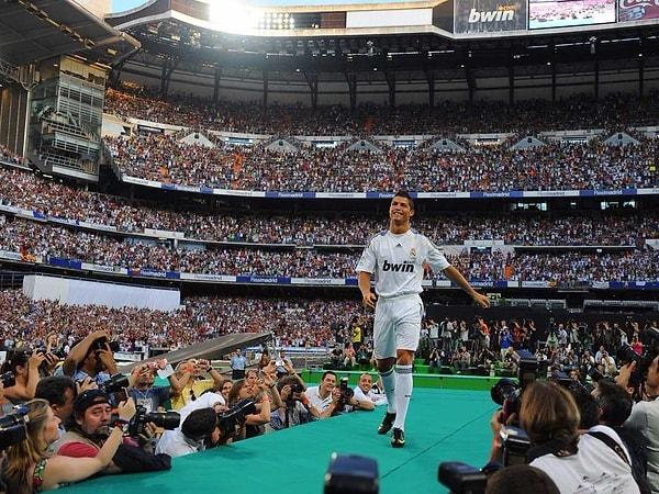 Eğer Real Madrid’den ayrılırsa, onu alan takımın Madrid’e 1 milyar dolar ödeme yapması gerekecek.