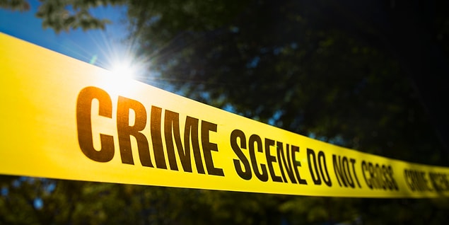 3. İngilizcedeki "crime" sözcüğünün aslında "cürüm" sözcüğünden gelmesi.