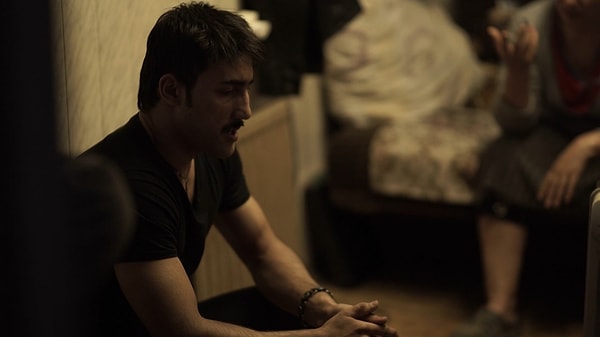 11. Диплом гильдии киноведов и кинокритиков России – «Чужая работа», Денис Шабаев