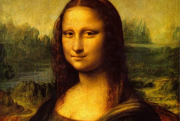 3. Leonardo da Vinci'nin Mona Lisa tablosunda, gerçekten bu gizemli kadın gülüyor mu, ağlıyor mu sence?
