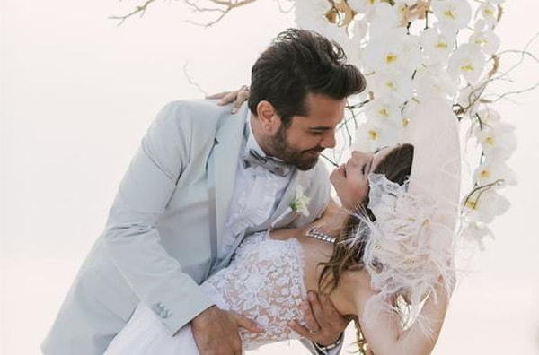 Özel hayatında da oldukça mutlu, masalsı bir evliliği var. Eşi de Türkiye'nin en sevimli adamlarından biri!