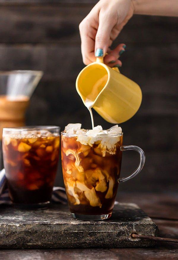 10. Baharatlı çay thai'yi kahvede denemelisiniz!