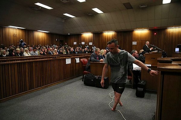 Pistorius kasten adam öldürmekten minimum 15 yıl hapis cezasıyla karşı karşıya