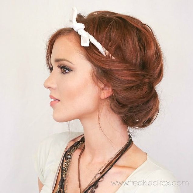 6. Here is a bun suggestion that will go nicely with the flowery dresses, which are a must for summer.