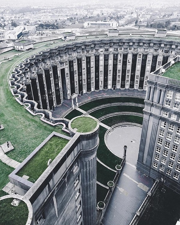 3. Район Абраксас в Нуази-ле-Гран, Франция