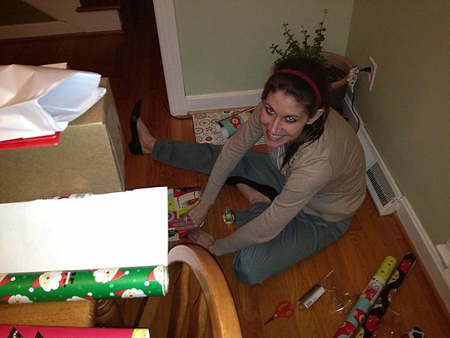 Wrapping gifts used to be a enjoyable activity.