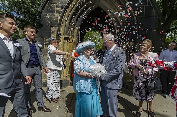 Колин был взволнован не меньше невесты.