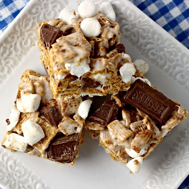 8. Hem çikolata hem marshmallow hem de buğday gevreğiyle...
