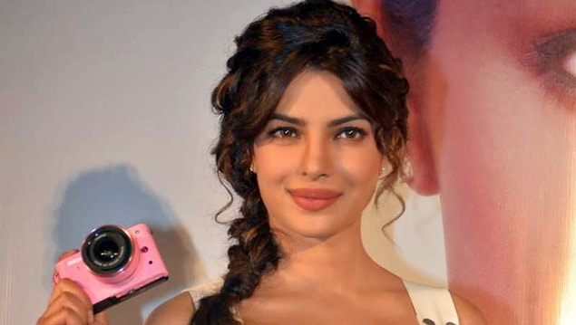20. Birçok Bollywood yıldızı hem Hollywood'da hem Bollywood'da çalışmıştır.
