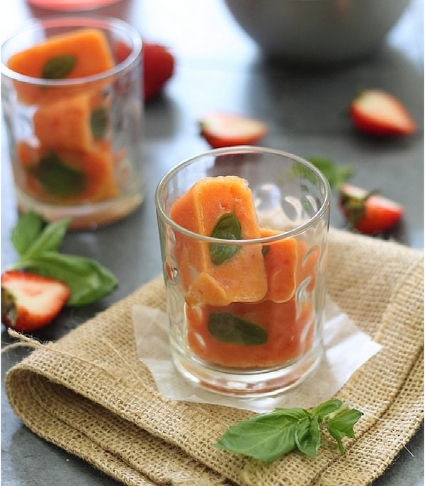 6. Сладкий нектарин в сочетании с базиликом!