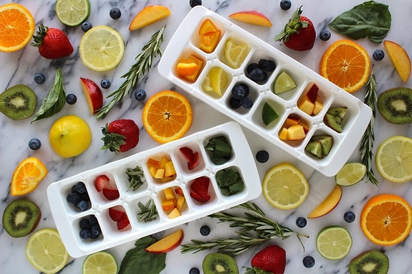 10. И последнее: фрукты и обычная вода!