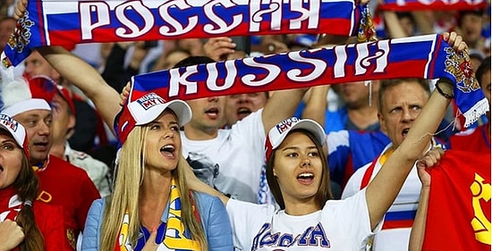 Спорт или женщины? Самые яркие представительницы прекрасного пола на Евро-2016