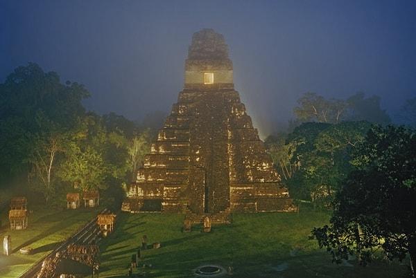 Tarihin gelmiş geçmiş en gizemli medeniyetlerinden birisidir, Mayalar.
