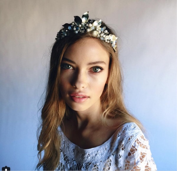 10. Идеальный коктейль из серебристых лепестков и жемчужин...