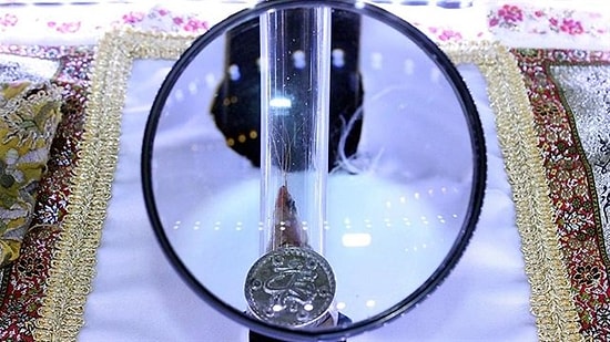 Bu da Oldu: Camiden Sakal-ı Şerif'i Çaldılar!