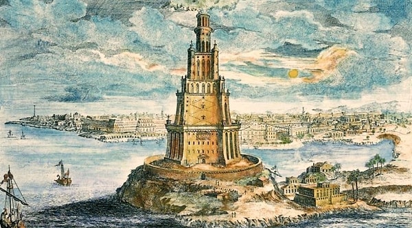 Средиземноморский город был родиной Александрийского маяка – одного из самых высоких зданий в мире – и Великой Александрийской библиотеки – самой большой в мире.