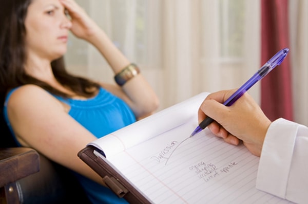 13. Готовы ответить на последний вопрос? В обществе часто путают созвучные профессии: психолог, психиатр и психотерапевт. Однако только одному из них нужно окончить медицинский факультет. Кому?