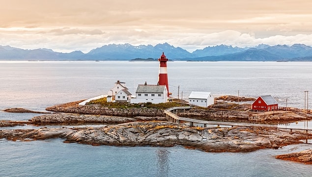 The country of cold weather and heroism of the Scandinavian mythology.