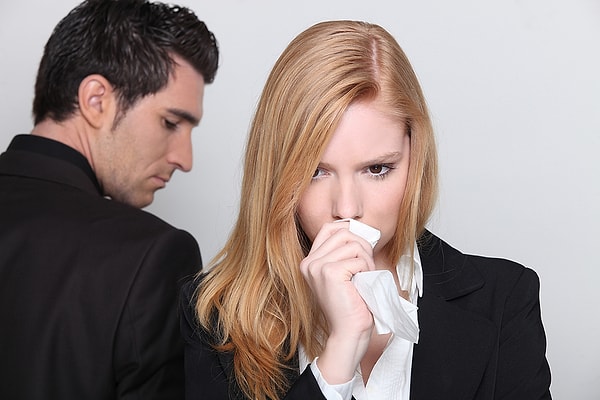 10. «У меня был секс с клиентом магазина, в котором я работаю. Я помолвлена с человеком, которого не люблю, а он несчастлив в браке»