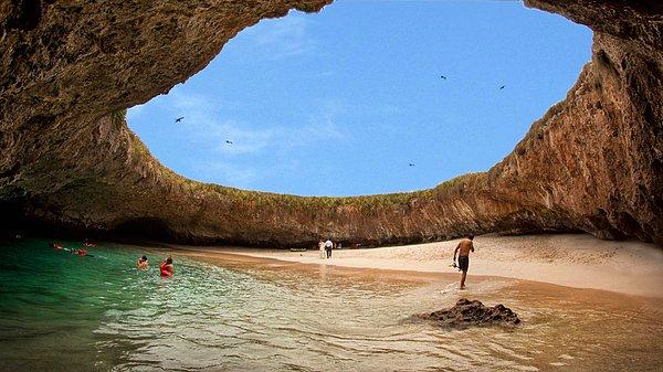 4. Hidden Beach, Merieta Adası