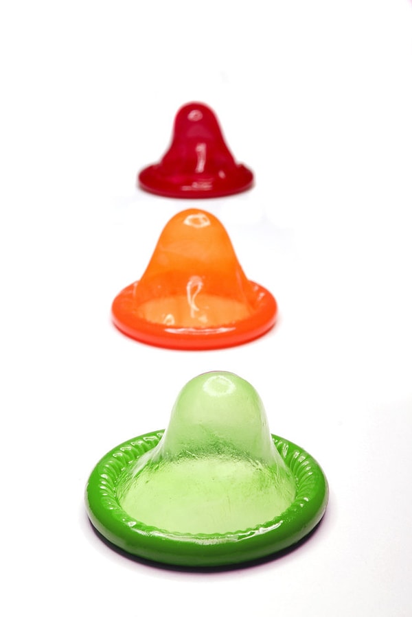 6. Ты не так боишься говорить партнеру о своих желаниях и свободно разговариваешь о сексе