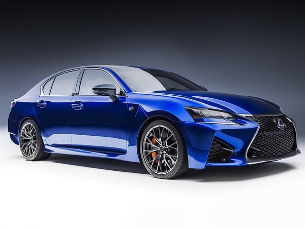 19. Среднеразмерный автомобиль премиум-класса: Lexus GS