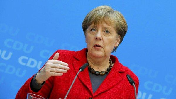 Merkel: 'Üzgünüz ama metanetli olmalıyız'