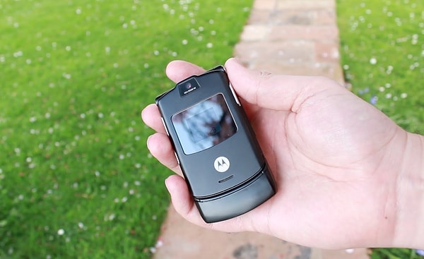 17. Motorola RAZR V3