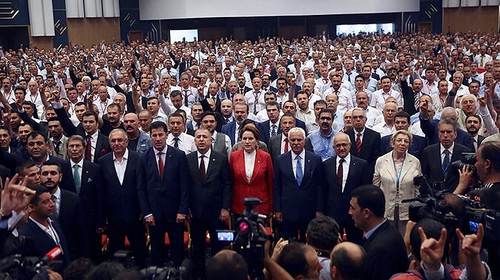 MHP'de Tüzük Değişikliğine Durdurma