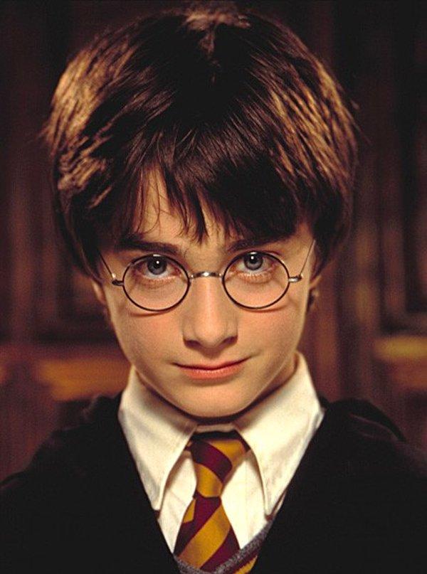 6. Harry Potter ve Felsefe Taşı (2001)  - Daniel Radcliffe
