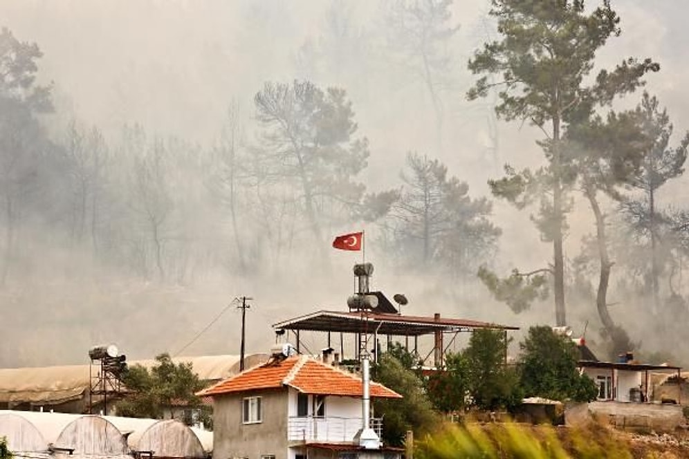 Antalya'daki Orman Yangını Kontrol Altına Alındı