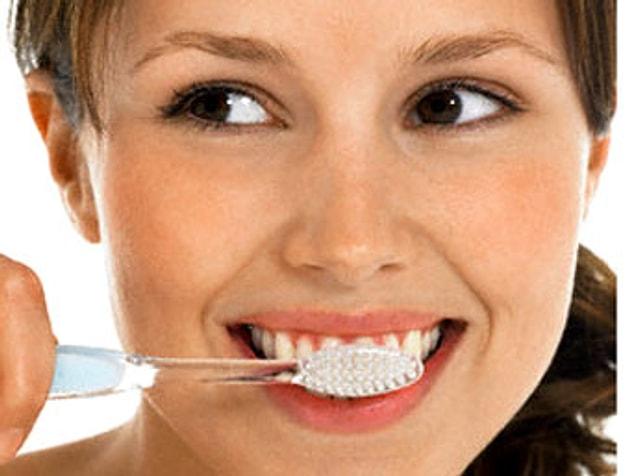 27. Brushing teeth before eating can help you eat less and lose weight.