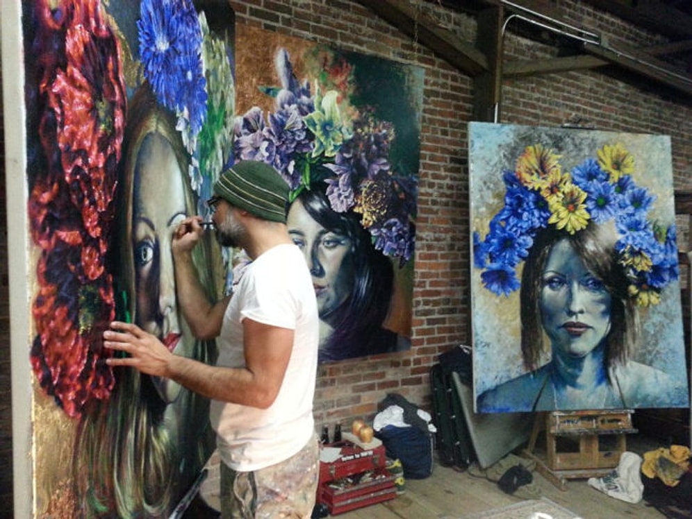 Portrelerin Şifresi! Ressamın Göz Alıcı Tablolarındaki İnanılmaz Detaylar