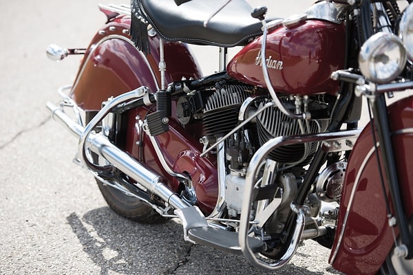 9. Мотоцикл «определенно привлечет толпу почитателей, где бы ни появился», - сообщает RM Sotheby.