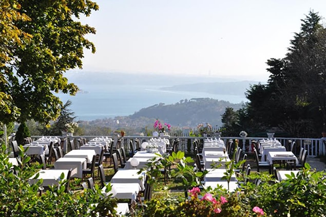 10. Manzara Nargile Cafe
