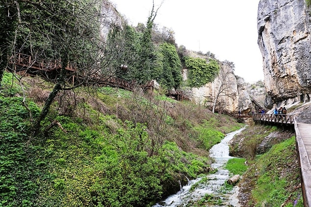 Safranbolu'nun tarihi eserlerin arasında huzur bulabileceğiniz ve doğanın tadını çıkarabileceğiniz noktalardan biri Tokatlı Kanyonu.
