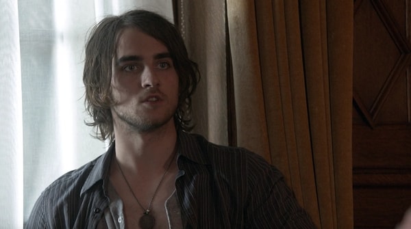 21. "Хемлок Гроув" — 41/100