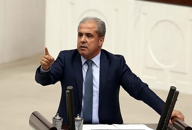 AKP Gaziantep Milletvekili Şamil Tayyar, Atatürk Havalimanı'ndaki saldırı sonrasında Beyaz TV'de bir programa katıldı.