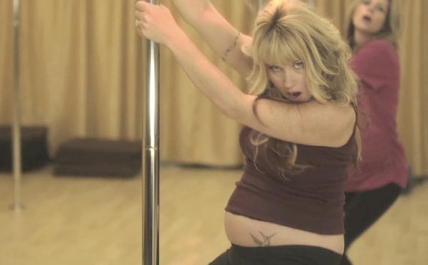 22. Радоваться, что когда родишь, устроишь секс-марафон