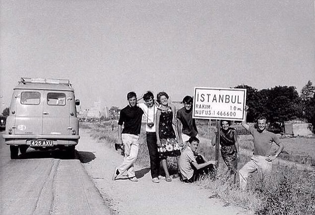 119. 1.466.600 nüfuslu İstanbul. 1960'lı yıllarda İstanbul'a giriş kapısı olarak bilinen Topkapı
