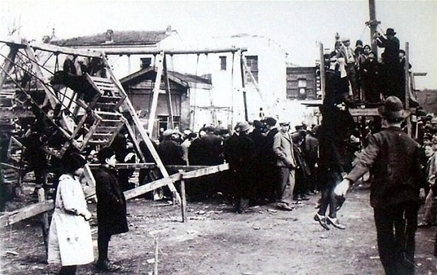 112. Cinci Meydanı'nda kurulan panayır alanı (1930'lu yıllar. Kadırga)