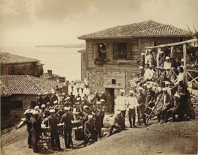 86. Şimdiki Avcılar'a bağlı Ambarlı Köyü