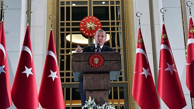 3- Erdoğan'dan Mavi Marmara Çıkışı: 'Giderken Başbakan'a mı Sordunuz?'