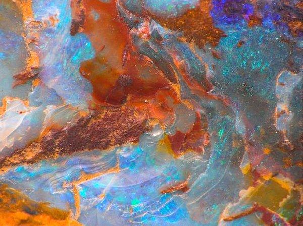 16. Mars'ın yüzeyinde opal maddesine rastlanmıştır.